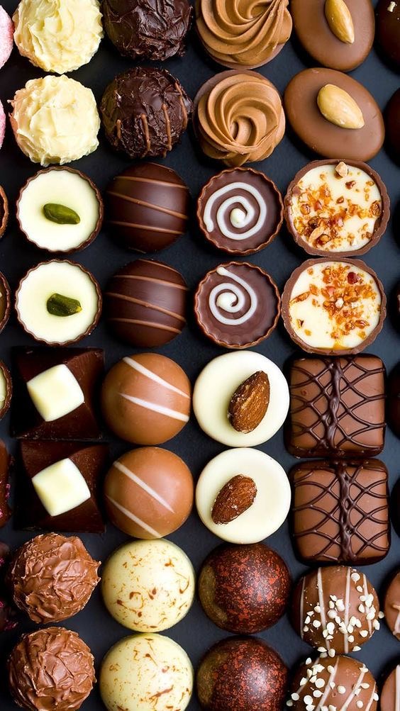 Você está visualizando atualmente Por que o açúcar é o maior vilão da saúde íntima? 🍬🚫